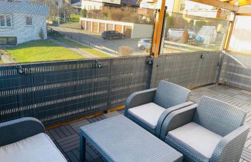 GHomeT - 6 Zimmer Wohnung with parking - Up to 10 guests - Monteur, Handwerker & Large family welcome - Foto 14