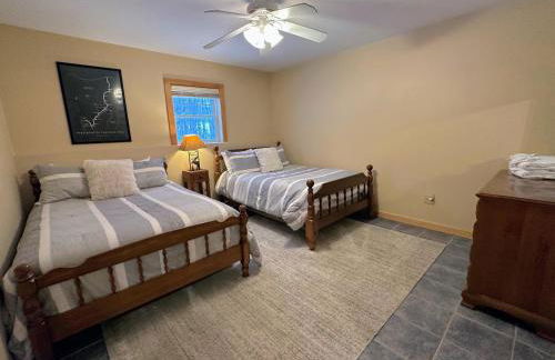 NEW Single family home with spectacular views and lots of space Privacy convenience and style - Foto 62