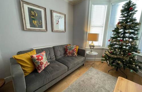 Gloucester Rd 2 mins away - Fab, new, trendy house - Foto 22