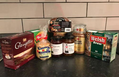 Tranquil Welsh Mountain Gem, Abertillery, Wales - Foto 19