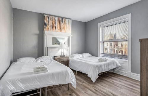 Beautiful Rehabbed Unit in Shaw Community 4228a - Photo 9