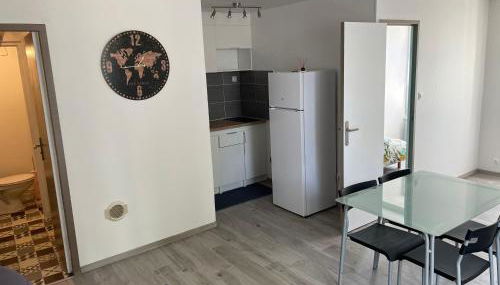 Logement en bord de port - Foto 4, stove, minibar