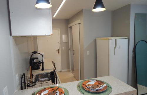 Moderno e Luxuoso Apto no Centro, perto de tudo - CT1830 - Foto 61