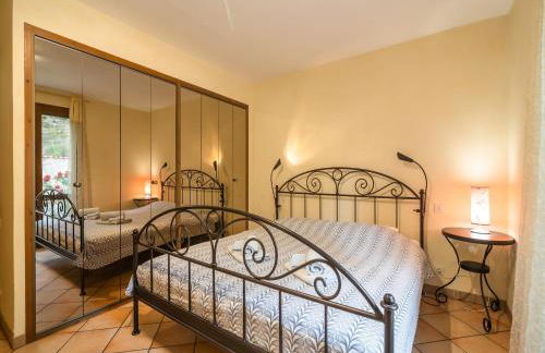 Charming French Villa with Pool - Foto 12