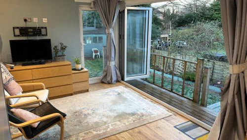 Tiny house with pull down bed - Foto 2