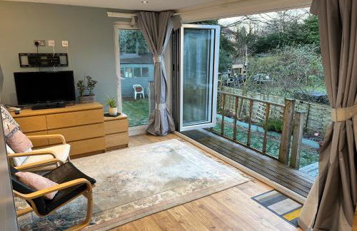 Tiny house with pull down bed - Foto 2