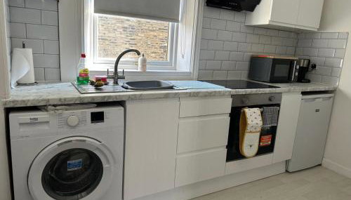 Brighouse 2 bedhouse central contractors welcome - Foto 3, Other