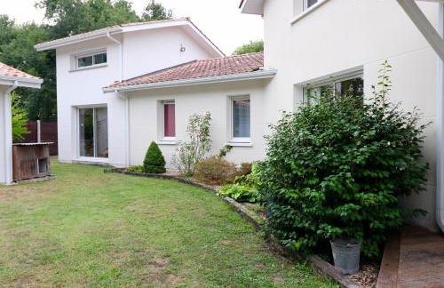 Plaisant villa with pool, close to the beach - Foto 29