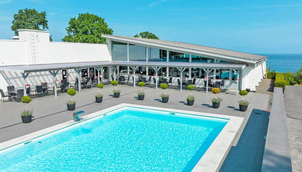 4 Person Holiday Home in Allinge - Foto 2, Piscina