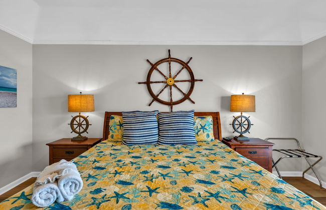 Backyard Oasis Hot Tub and 2 Shaded Decks - Foto 44