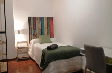 Piso luminoso, amplio y tranquilo en Casco Viejo - Foto 18