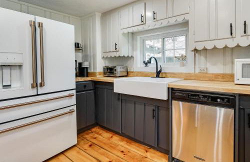 Mount Pine Winter Retreat Near the Green Mtns! - Photo 8