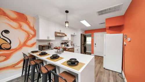 2 Homes Sleeps 8 4BD 2BA Near NRG DT Med Cen - Foto 4, stove, dishwasher, toaster, minibar