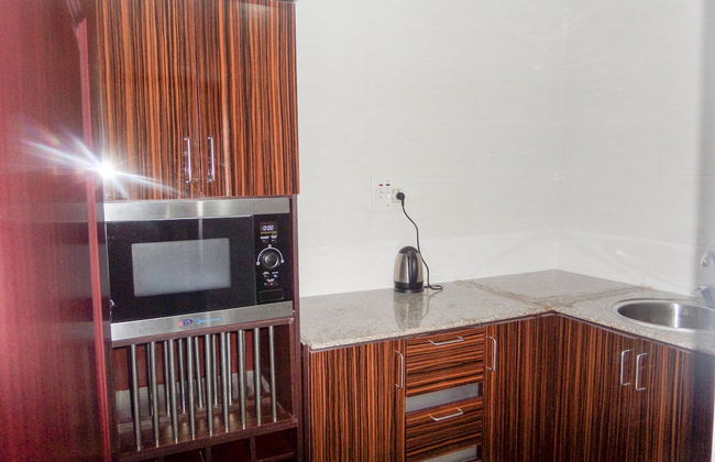 Barcelona Apartment - Photo 6