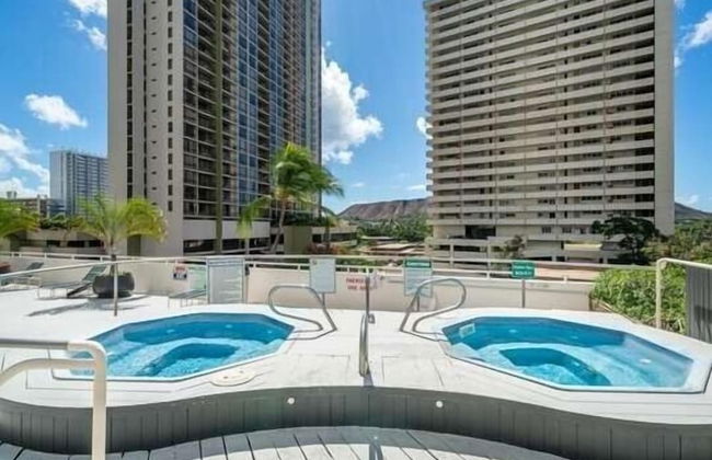 Deluxe Panoramic Mountain View Condo - 37th Floor, Free parking & Wifi by Koko Resort Vacation Rentals - Foto 17