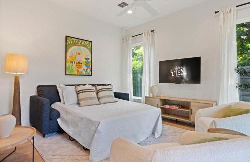 Modern Family Comfort 2BR 2 5BA Sleeps 6 - Foto 8