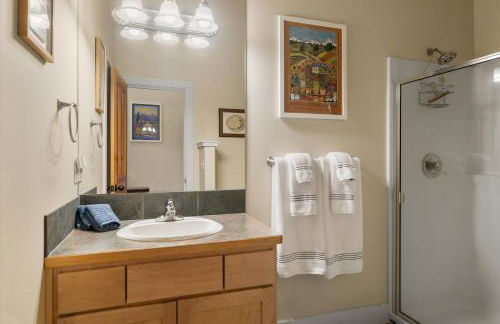 Walk to Downtown Sisters - 2BDR - Perfect Location - Foto 50