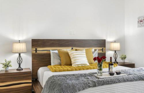 2 Million Villa Heated Pool w Luxury Spa 6BR & 6BR Waterfront by Canal - Foto 40