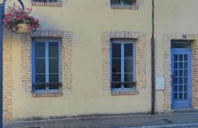 AUBIGNY appartement centre ville 1e étage - Foto 1