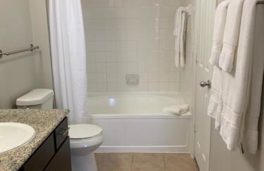Newly Furnished 1BR Apartment w/ Hermann Park View - Foto 6