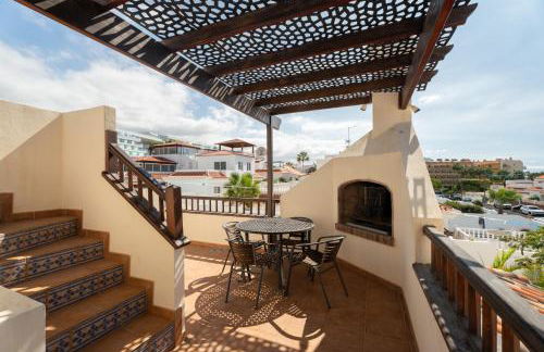 La Caleta Luxury Seaside Villa with 3 Bedrooms and Private Pool - Foto 23