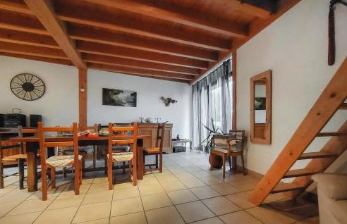 2 Bedroom Awesome Home In Bas-En-Basset - Foto 5