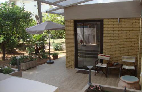 Amazing Garden House - Photo 34