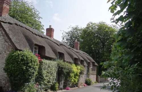 Little Thatch Cottage - Cerne Abbas, Dorset - Photo 3