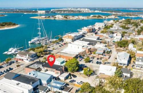 Why Knot Getaway…Rooftop with WaterView! Unit E - Foto 5