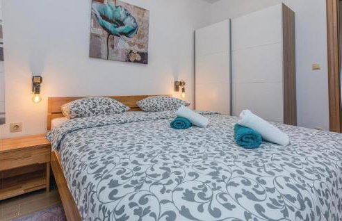 Awesome Home In Pridraga - Foto 47