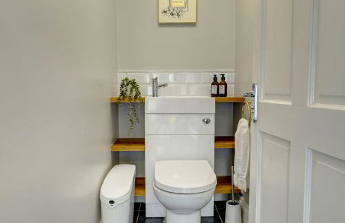 The Farm House - Photo 22