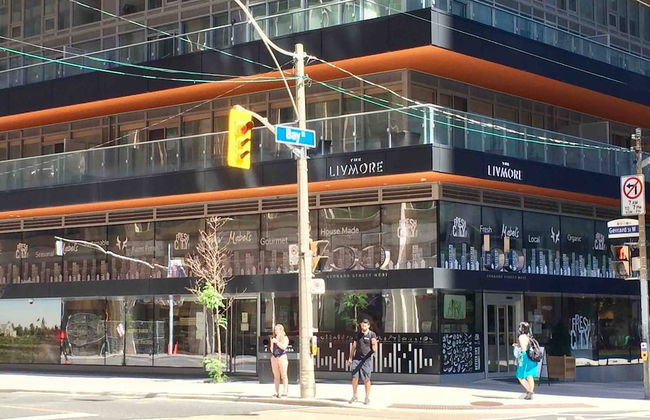 Spacious Furnished Apartment Sleeps 4, 2 Tvs, Walkout Balcony, Parking Available - Foto 25