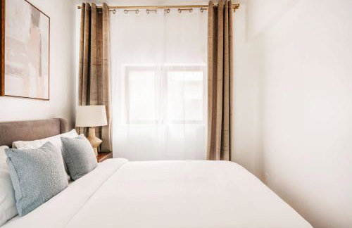 26A-2 Spacious brand new Fully Furnished 2-Bedroom in Prime Murray Hill Move-In Ready - Foto 13
