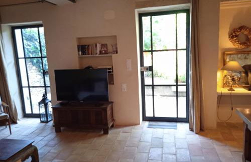 Mazet Des Artistes - Foto 24