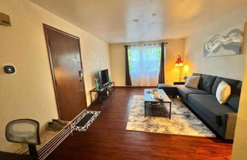 Quiet Cozy 2BR APT Black out Curtains - Foto 3