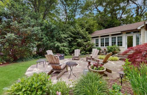 Happy Thoughts Cottage - Photo 24