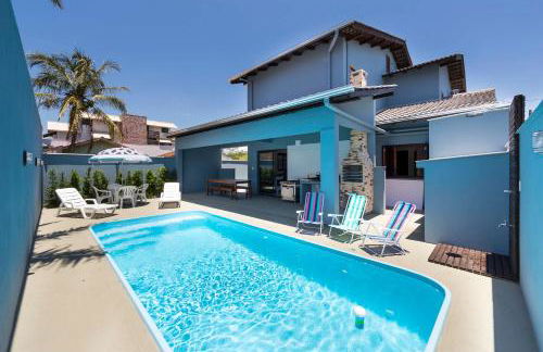 Casa Patta - 05 dormitórios, com piscina. - Foto 2