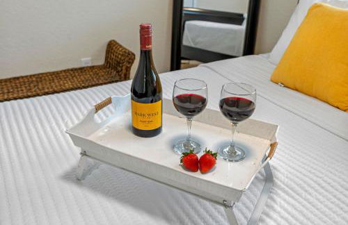 Stunning Tampa Stay Prime Location & Comfort! - Foto 28