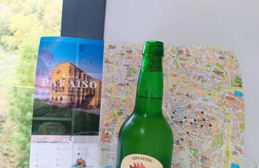 ¡Al lado de la Clínica Oftalmológica Vega! - Foto 13