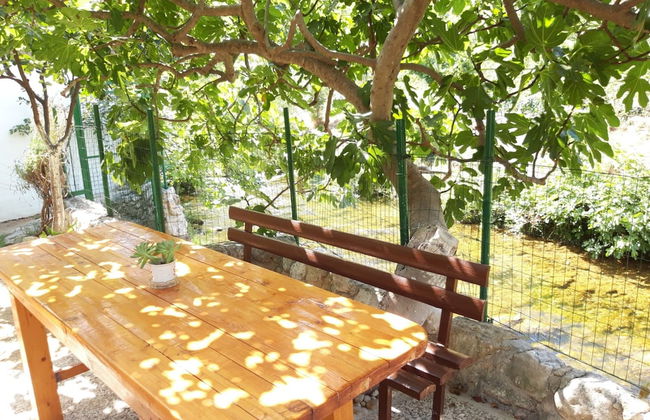 House With Large Garden, Right Next to the River - Foto 13