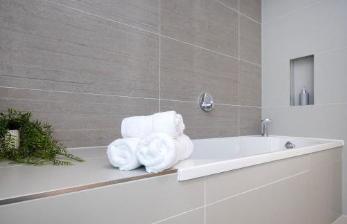 Spacious 2 Bed Battersea - Foto 14