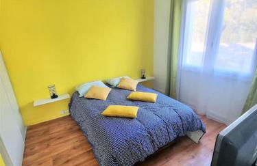 VILLA avec piscine - 4 chambres - parking - calme - Foto 9