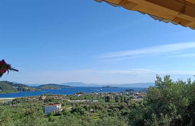 SkyFrame Apartments - Photo 21