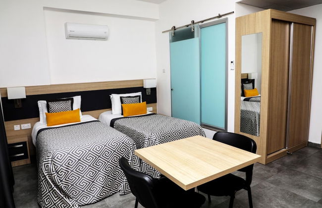 Sky Roof Hotel - Foto 13