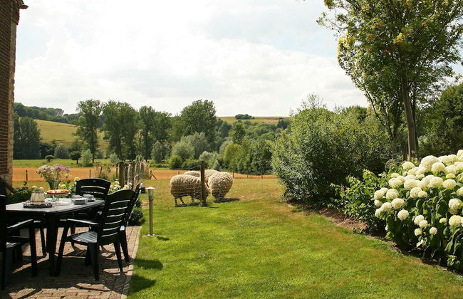 Lovely Farmhouse in Wijlre With Forest Nearby - Photo 42