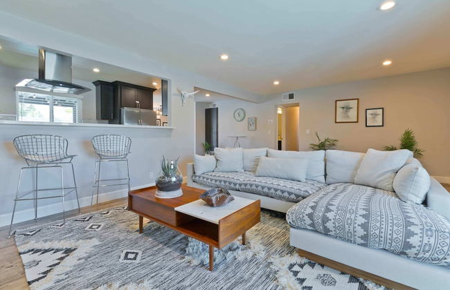 Modern Home w Private Pool Spa Pets Welcome - Foto 7