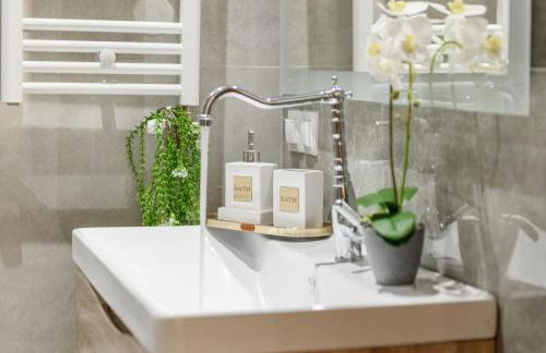 Angela a la Corfu - Foto 33