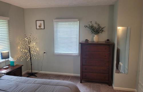 The Lily Pad on Benzie Blvd - Super Cute! - Foto 26