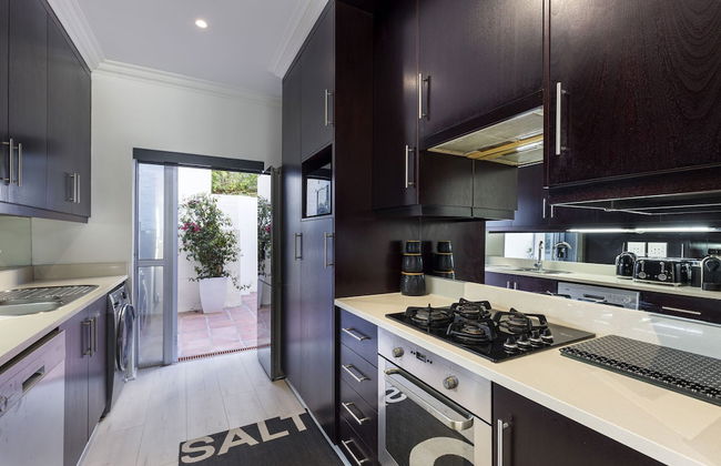 Clifton YOLO Spaces – Clifton Beachfront Apartments - Foto 44