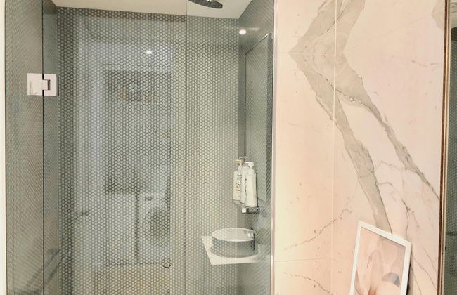 Deluxe and Brand New Lakeside Apartment - Foto 31